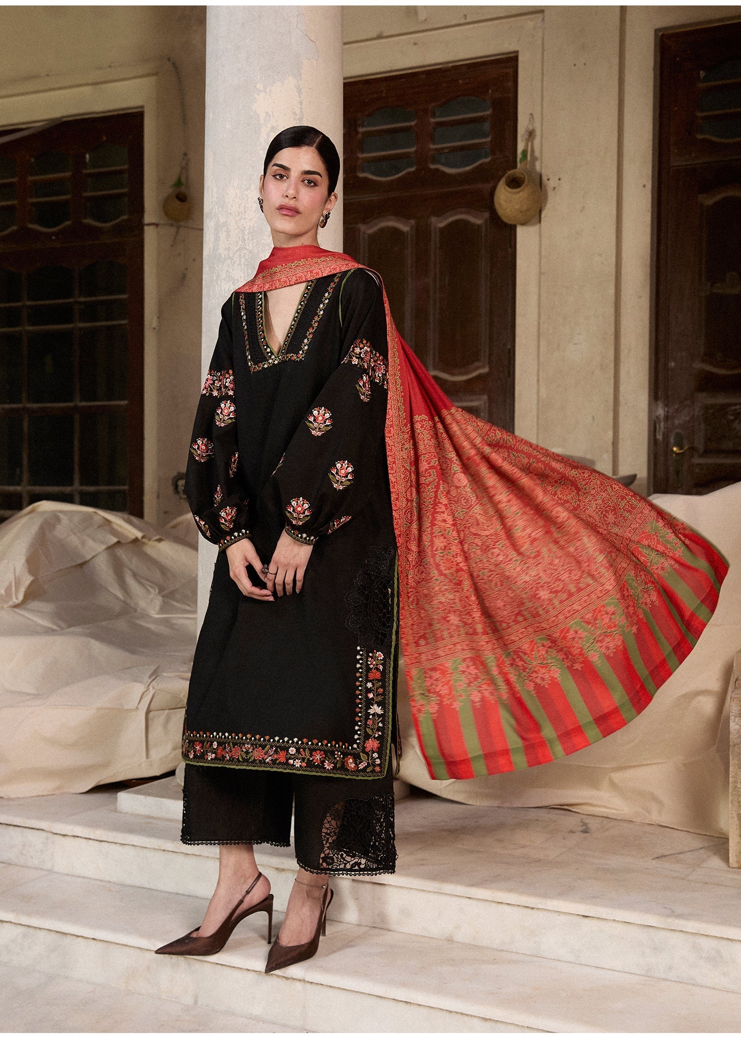 Hussain Rehar | Khaddar Pret 25 | SIYAH - Official Hussain Rehar stockist in UK - Sakeena London
