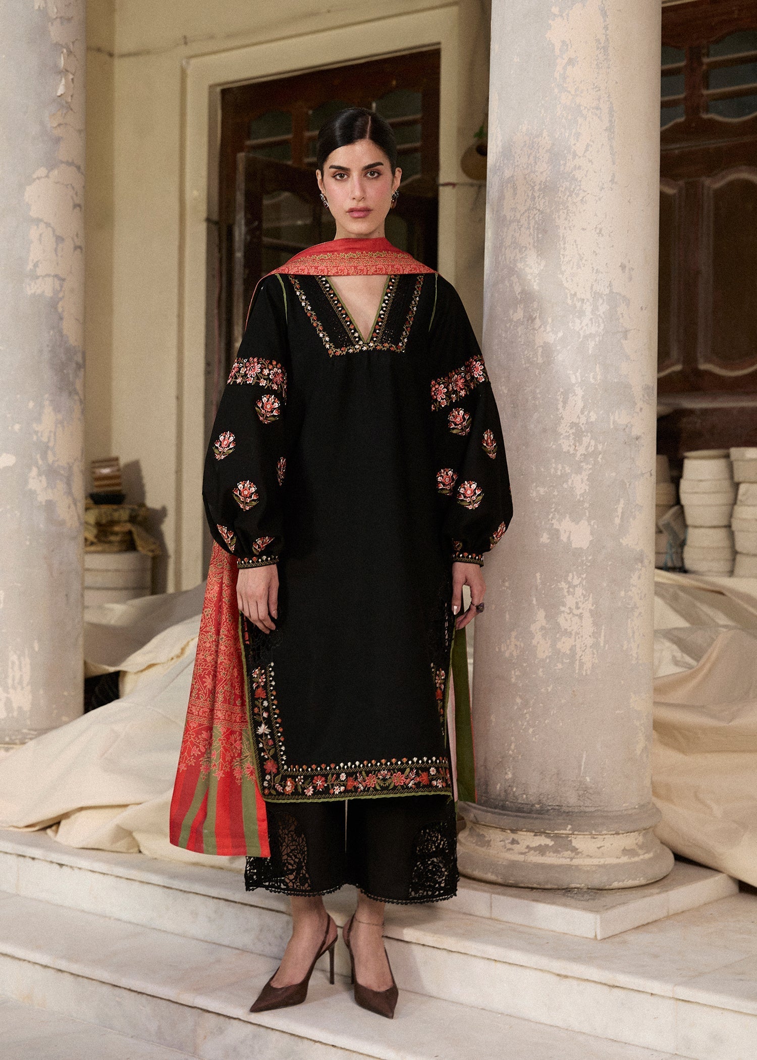 Hussain Rehar | Khaddar Pret 25 | SIYAH - Official Hussain Rehar stockist in UK - Sakeena London