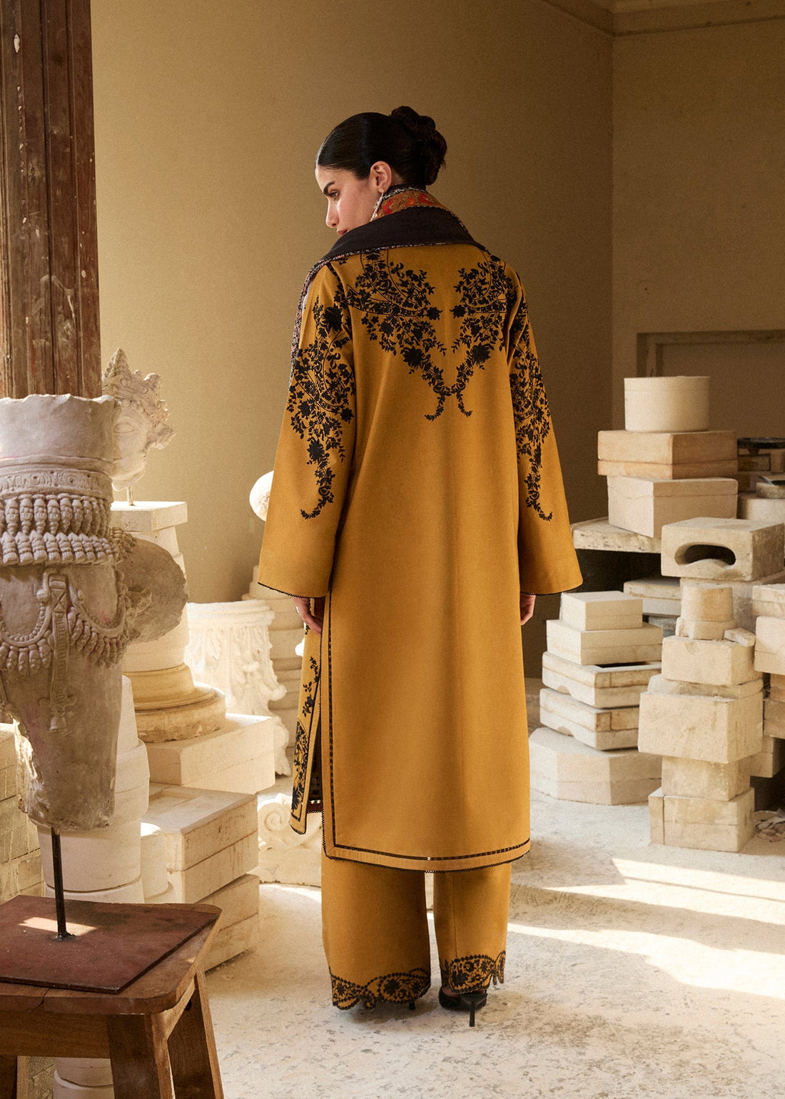 Hussain Rehar | Khaddar Pret 25 |MERI GOLD - Official Hussain Rehar stockist in UK - Sakeena London