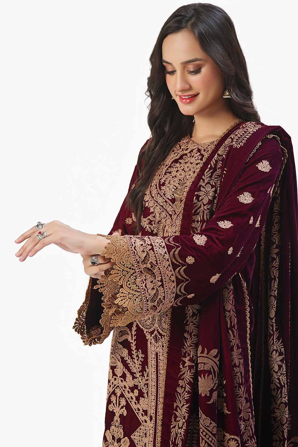 Gul Ahmed | Winter Collection 24 | Velvet Dupatta WV-42003 - Official Gul Ahmed stockist in UK - Sakeena London