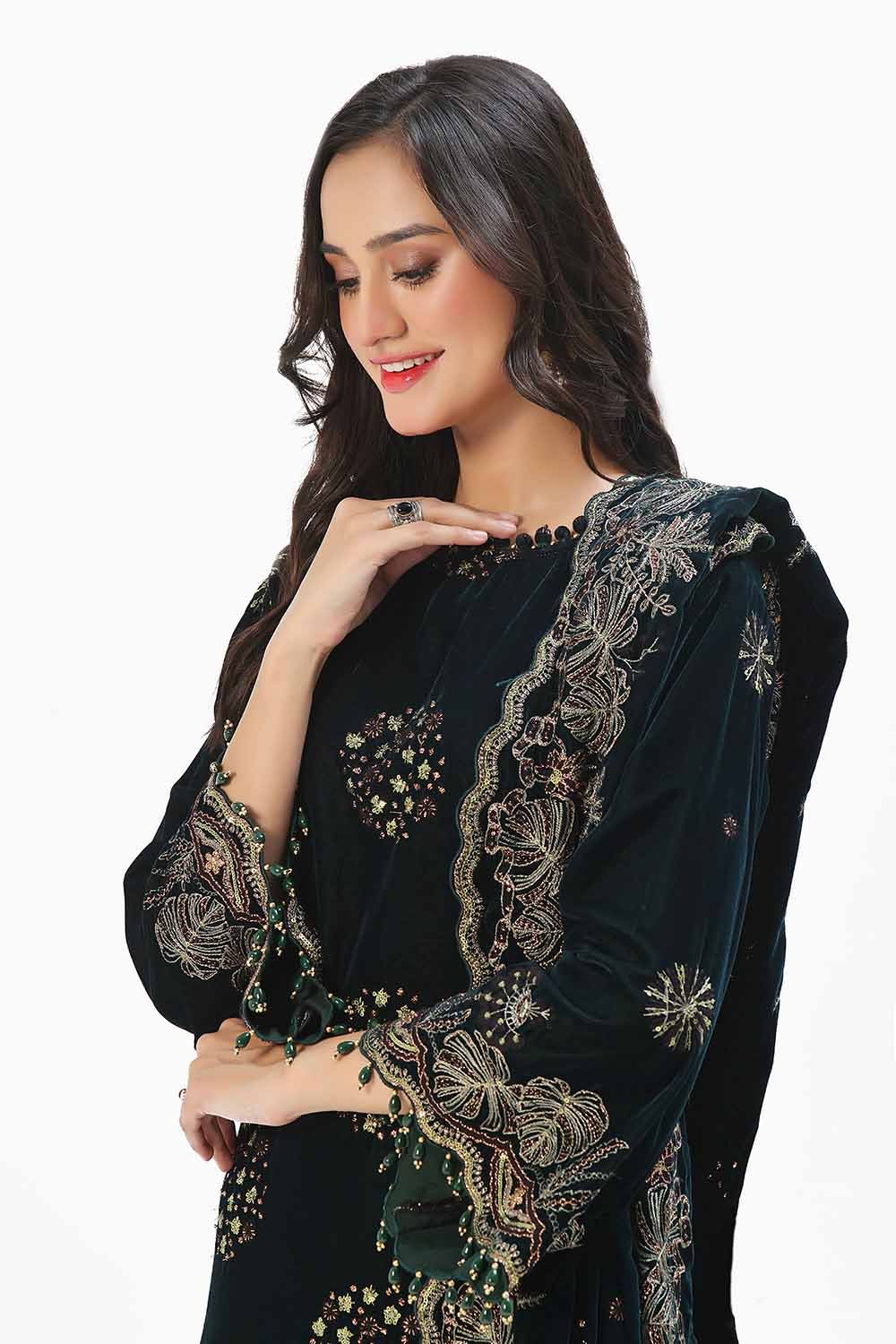 Gul Ahmed | Winter Collection 24 | Velvet Dupatta WV-42005 - Official Gul Ahmed stockist in UK - Sakeena London