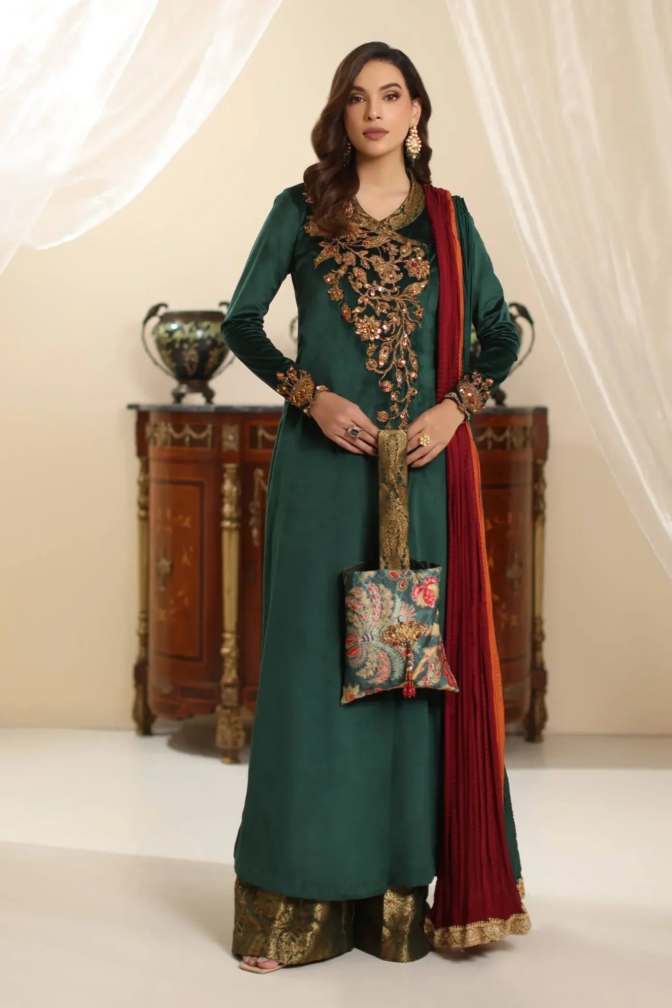 Musferah Saad | Amor A La Vida | Serene Opulence