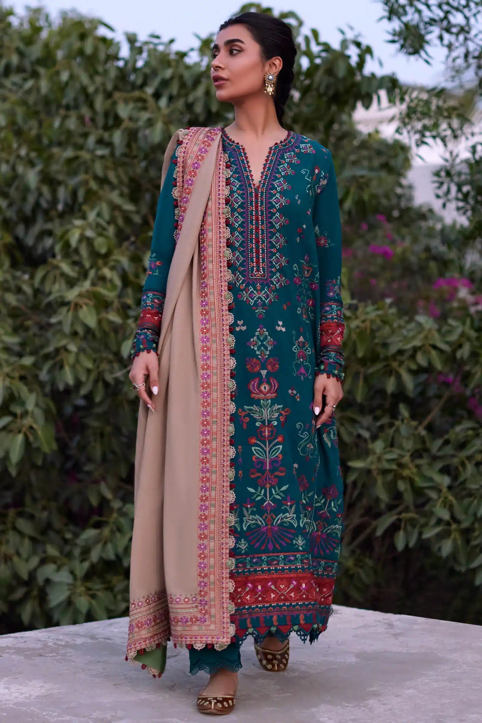 Zaha | Winter 23 | ECRIN (ZW23-03) - Official Zaha stockist in UK - Sakeena London
