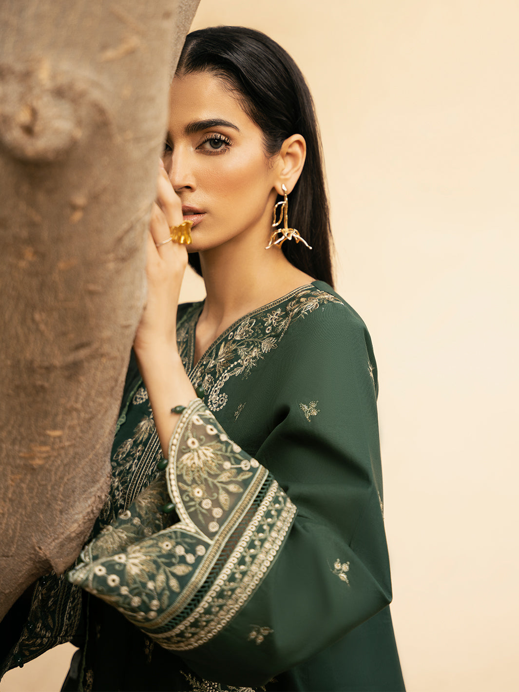 Izel | Dastak Luxury Lawn | ZAIB - Official Izel stockist in UK - Sakeena London