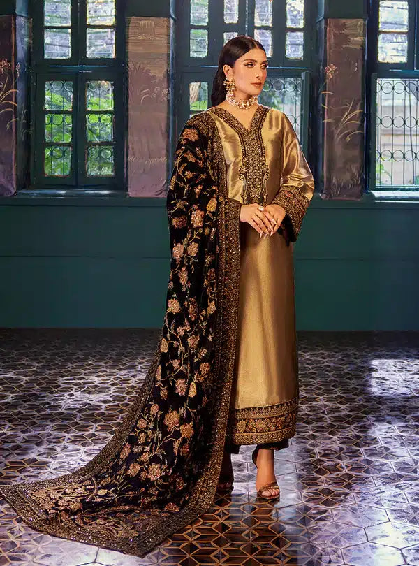 Zainab Chottani | Luxury Velvet Collection 23 | Maysa - Official Zainab Chottani stockist in UK - Sakeena London