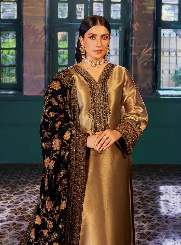 Zainab Chottani | Luxury Velvet Collection 23 | Maysa - Official Zainab Chottani stockist in UK - Sakeena London