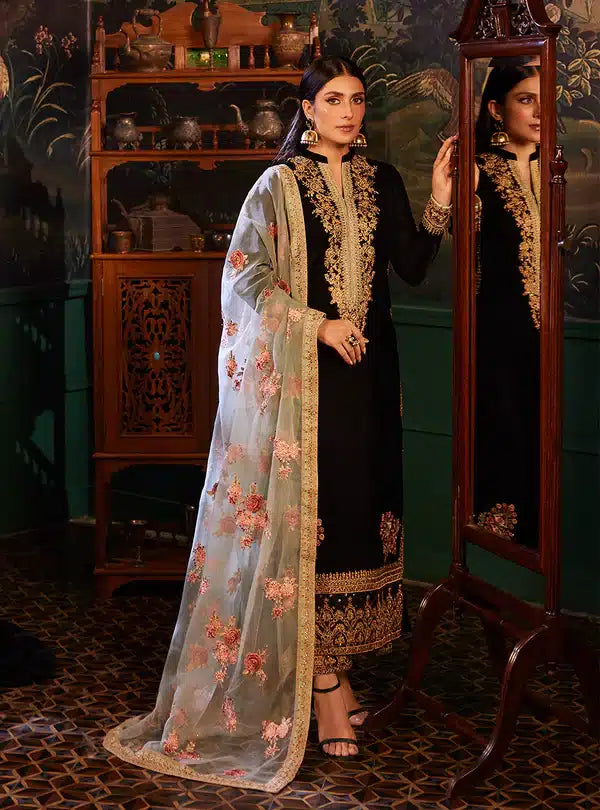 Zainab Chottani | Luxury Velvet Collection 23 | Andleep - Official Zainab Chottani stockist in UK - Sakeena London