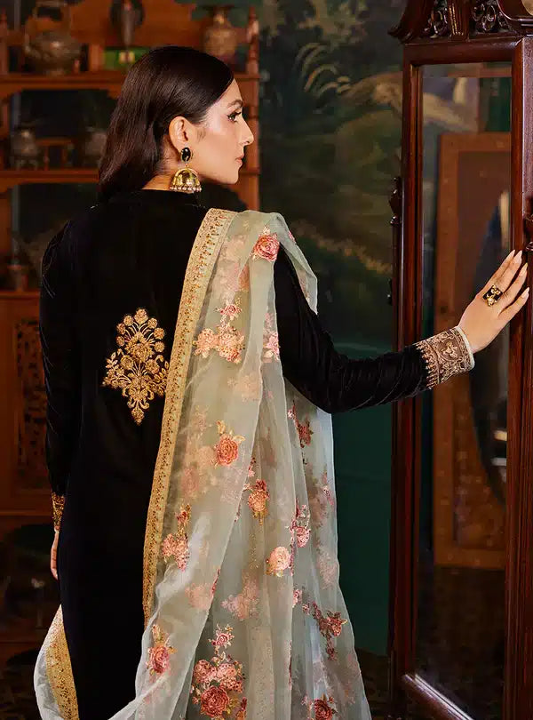 Zainab Chottani | Luxury Velvet Collection 23 | Andleep - Official Zainab Chottani stockist in UK - Sakeena London