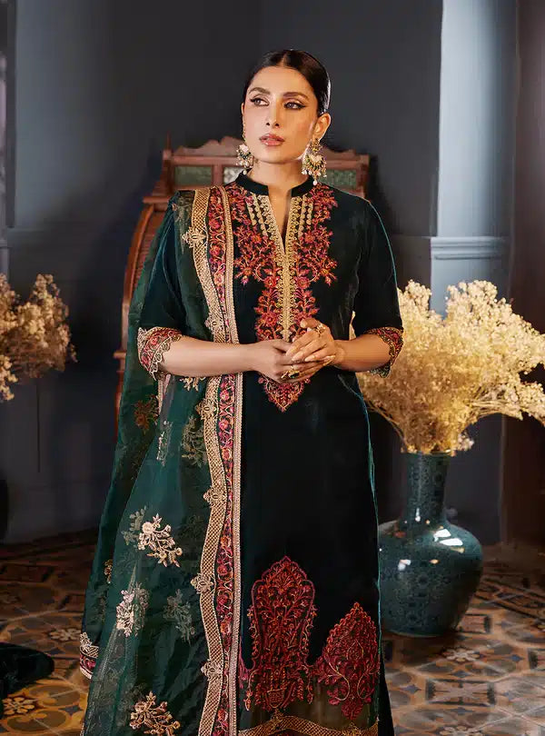 Zainab Chottani | Luxury Velvet Collection 23 | Zelena - Official Zainab Chottani stockist in UK - Sakeena London
